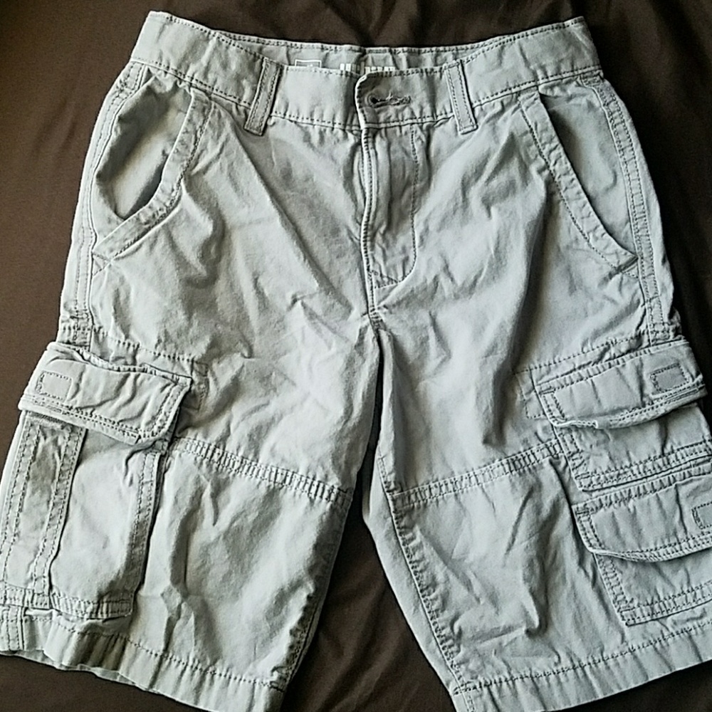 Boys size 16 reg urban pipeline brand cargo shorts